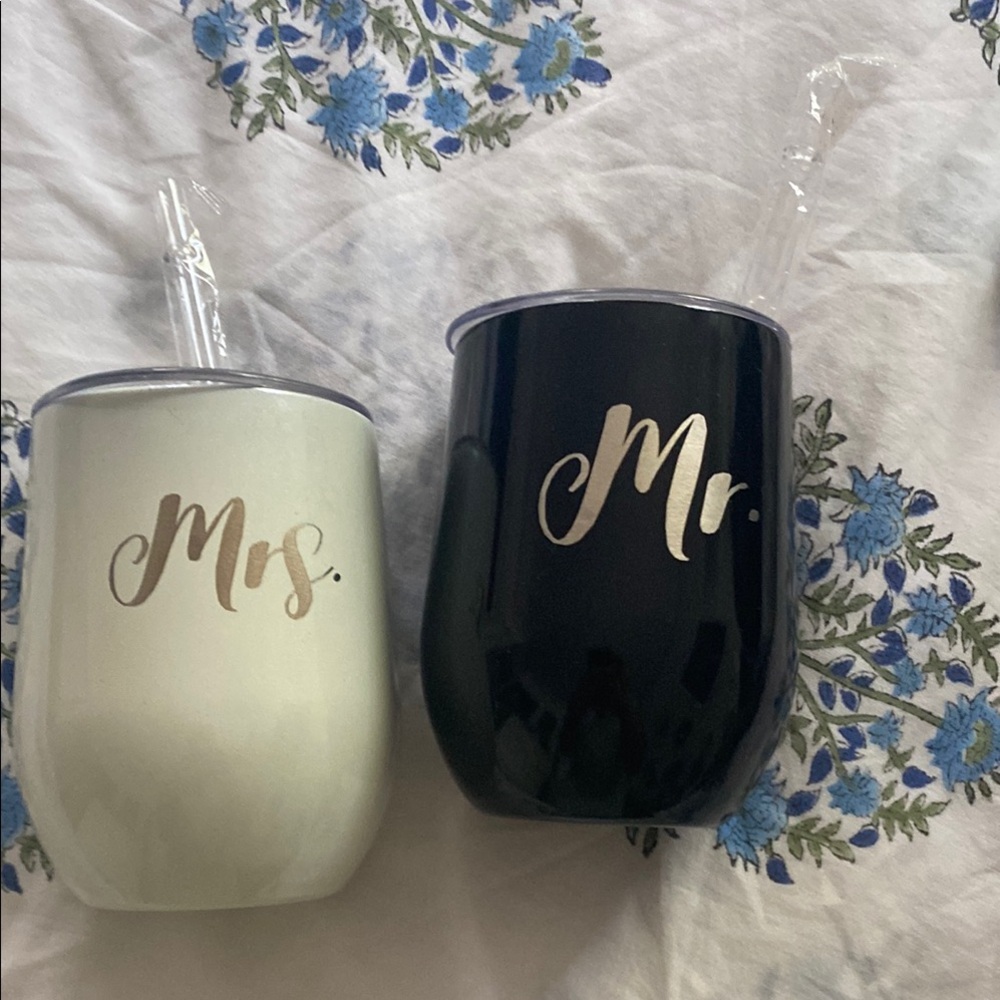 Mr. and Mrs. Black and White Tumblers